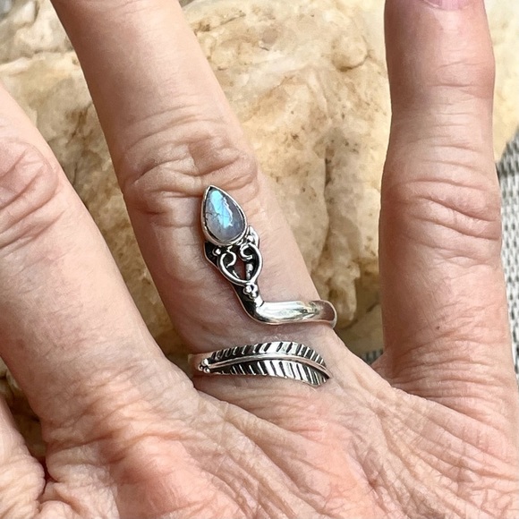RAINBOW MOONSTONE 925 sterling snake bypass ring NWT - Picture 2 of 9